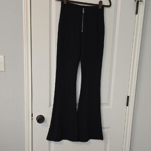 Express Black Flare Pants. Size XXS SUPER CUTE! ZIPPER IN FRONT NWOT